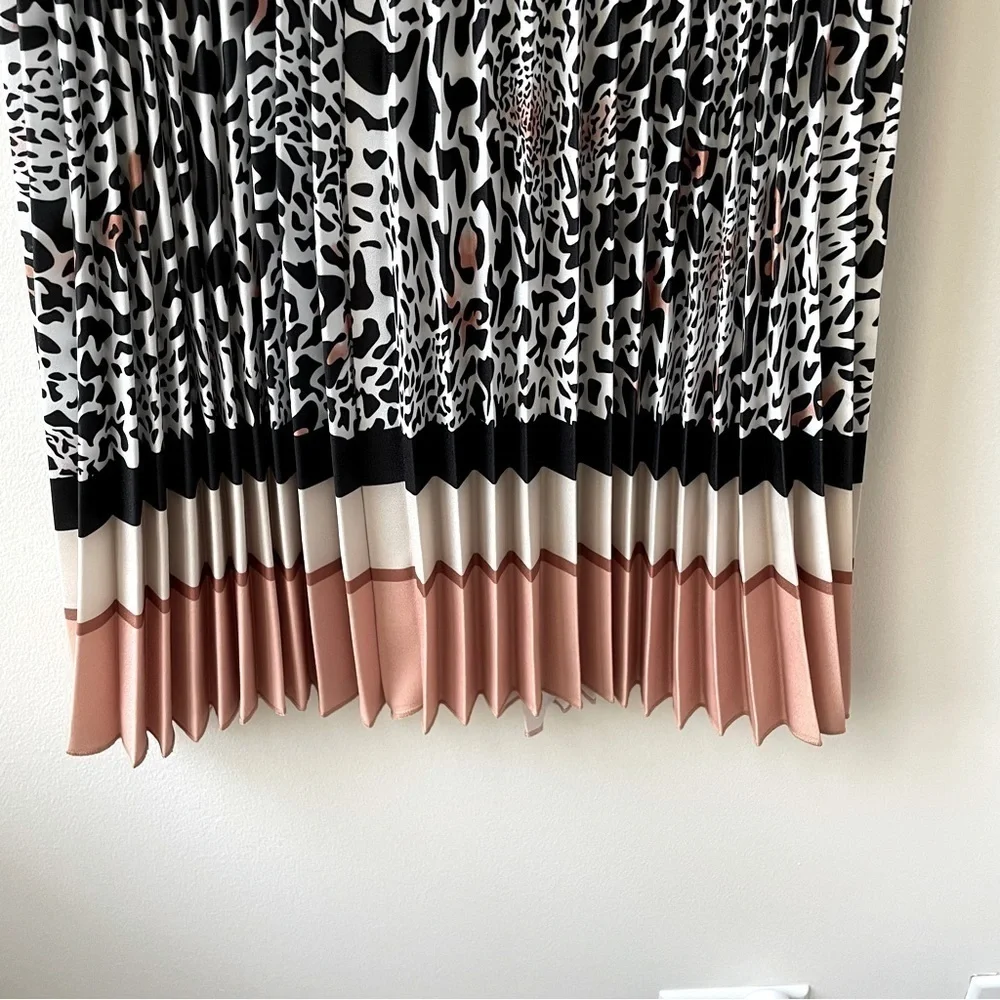 SHEIN Pleated Skirt - Picture 5 of 8